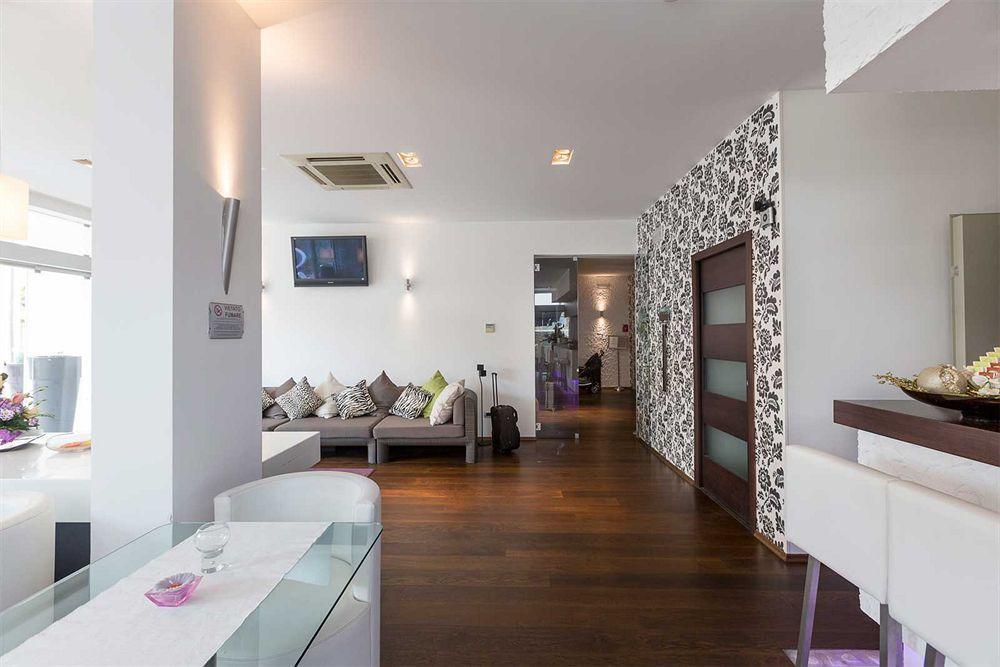 Medi Garden Hotel&Residence Alba Adriatica Buitenkant foto