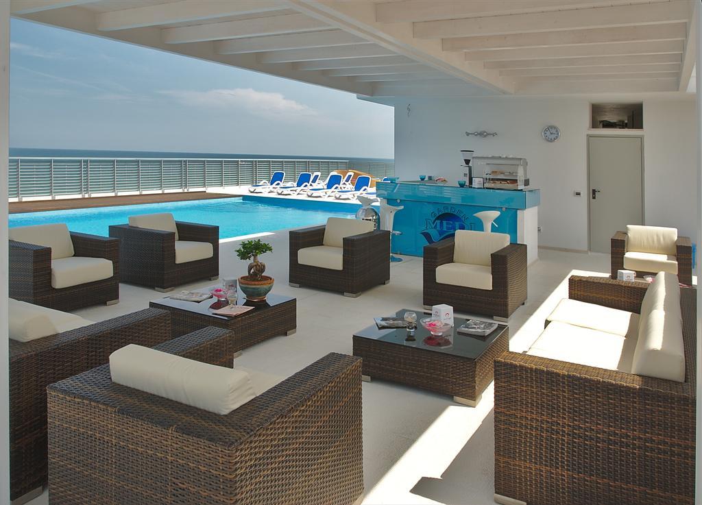 Medi Garden Hotel&Residence Alba Adriatica Buitenkant foto